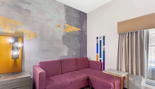 Suite, 2 Queen-Betten, barrierefrei, Kühlschrank und Mikrowelle (Walk-in Shower)