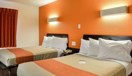 Deluxe-Zimmer, 2 Doppelbetten, Nichtraucher, Kühlschrank und Mikrowelle