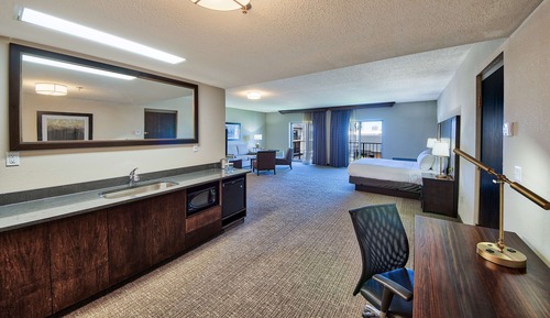 Suite, 1 King-Bett und Schlafsofa, Balkon