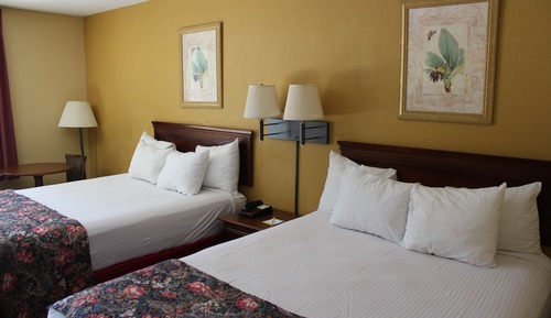 Zimmer, 2 Queen-Betten, Nichtraucher