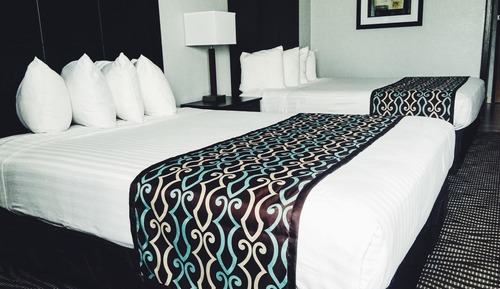 Standardzimmer, 2 Queen-Betten, Nichtraucher, Kühlschrank und Mikrowelle