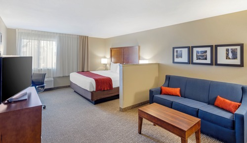 Suite, 1 King-Bett und Schlafsofa, barrierefrei, Nichtraucher