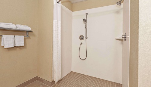 Zimmer, 1 King-Bett, barrierefrei, Nichtraucher