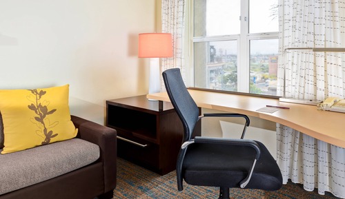 Suite, 1 Schlafzimmer (Mobility/Hearing Accessible, Tub)