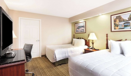 Zimmer, 2 Doppelbetten, Nichtraucher