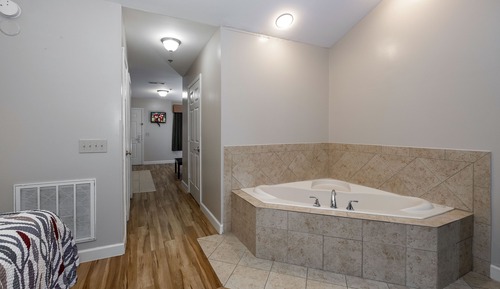 Standard-Suite, 1 King-Bett, Nichtraucher, Whirlpool (Jetted Tub)