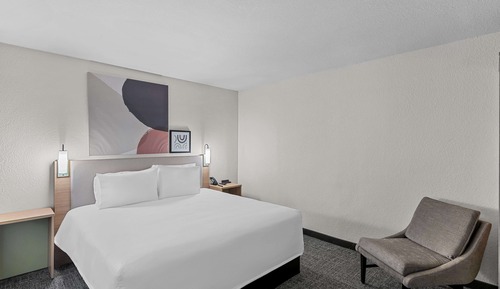 Suite, 1 King-Bett, Terrasse, Poolblick