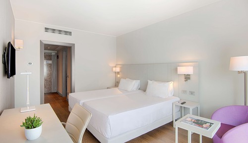 Superior-Zimmer, Terrasse, Ausblick (Extra Bed 2 adults + 1 child)