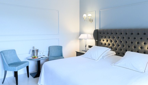 Deluxe-Doppel- oder -Zweibettzimmer, Terrasse