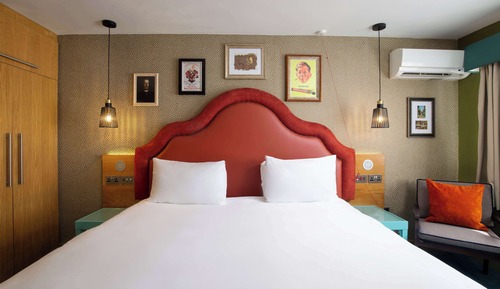 Comfort-Zimmer (Cy)