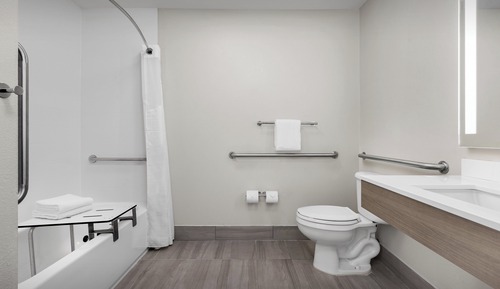 Standardzimmer, 1 King-Bett, barrierefrei (Mobility, Accessible Tub)