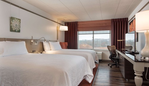 Zimmer, 2 Doppelbetten