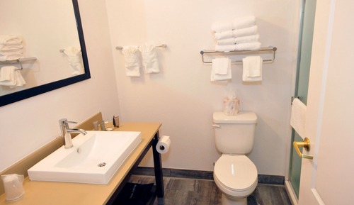 Zimmer, 2 Queen-Betten, barrierefrei, Nichtraucher