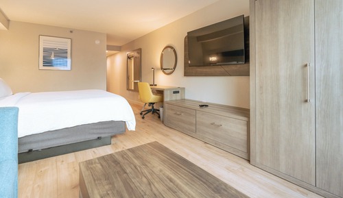 Suite, 1 King-Bett und Schlafsofa, Badewanne (Rain Shower & Separate Tub)