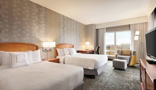 Zimmer, 2 Doppelbetten (Mobility/Hearing Accessible, Tub)