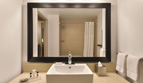 Zimmer, 2 Queen-Betten, barrierefrei, Nichtraucher