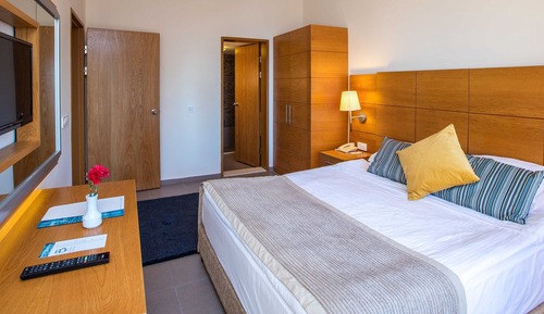 Club-Zimmer (2 Adults + 2 Children)