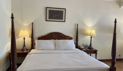 Zimmer, 1 King-Bett, Gartenblick (Colonial)
