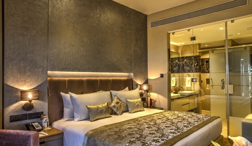 Suite, 1 King-Bett (Wine Themed Unique)