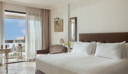 Red Level Deluxe Room Frontal Sea View