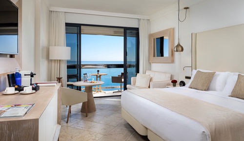 Red Level Supreme Frontal Sea View