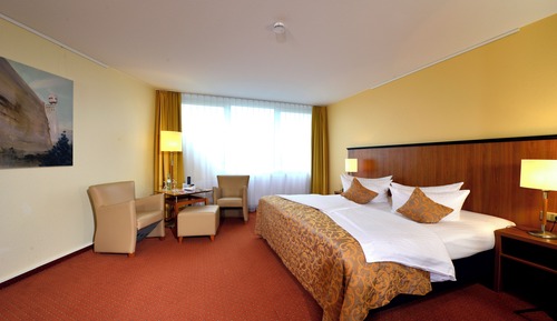 Superior Doppelzimmer mit Blick auf Basel oder Bergblick