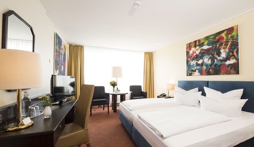 Standard Doppelzimmer teilweise mit Blick auf Basel oder Bergblick