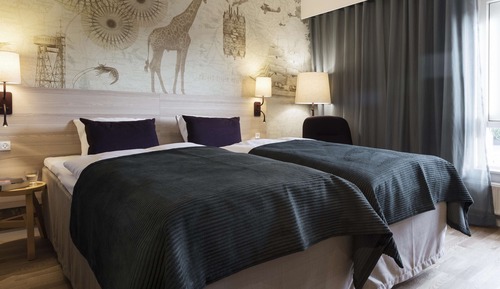 Standard-Doppel- oder -Zweibettzimmer