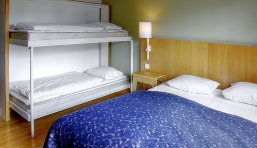 Familien-Vierbettzimmer