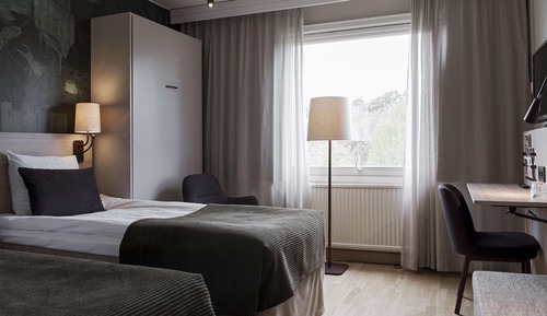 Familien-Zweibettzimmer