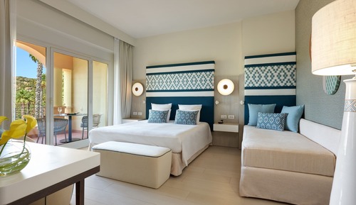 Deluxe-Dreibettzimmer, Gartenblick