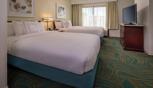 Suite, 2 Doppelbetten, Nichtraucher (Mobility/Hearing Access, Roll-in Shwr)