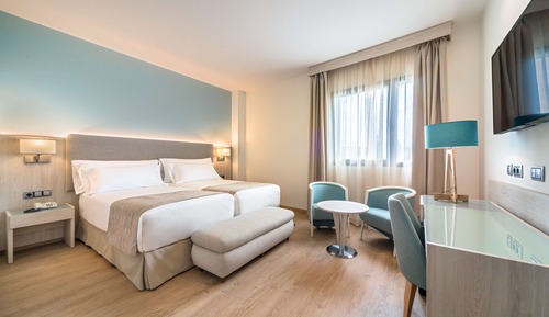 Superior-Doppelzimmer (2 Adults + 1 Child)