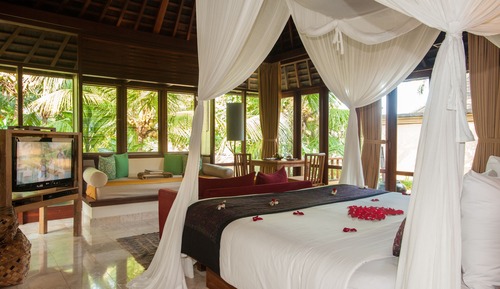 Villa, 1 Schlafzimmer, eigener Pool, Blick auf den Innenhof