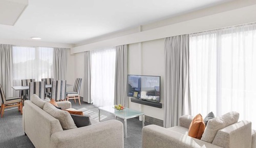 Executive-Suite, 1 King-Bett