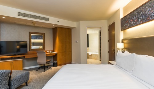 Deluxe 2-Bedroom King