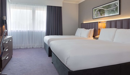 Zimmer, 2 Queen-Betten