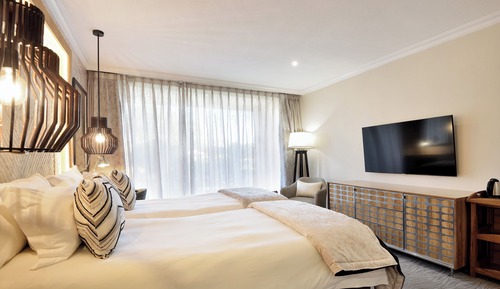 Standard-Doppel- oder -Zweibettzimmer