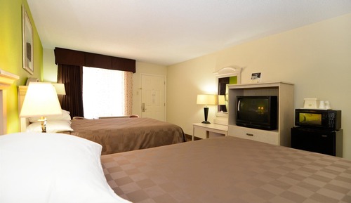 Deluxe-Zimmer, 2 Doppelbetten, Nichtraucher, Kühlschrank und Mikrowelle