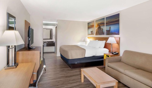 Suite, 1 King-Bett, Nichtraucher (Efficiency)