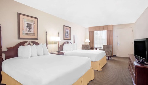 Zimmer, 2 Queen-Betten, Nichtraucher