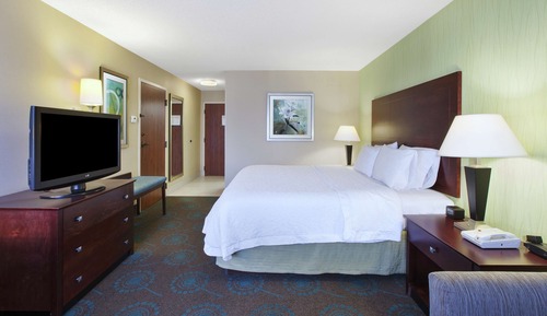 Standard-Studiosuite, 1 King-Bett