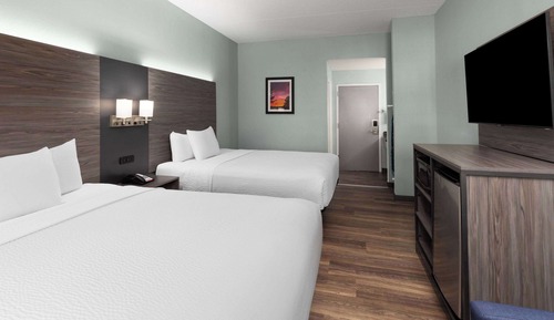 Zimmer, 2 Doppelbetten, Nichtraucher