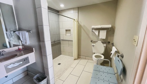 Senior-Zimmer, 1 King-Bett, barrierefrei, Nichtraucher