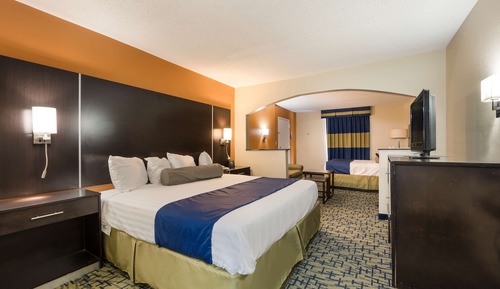 Suite, Mehrere Betten, Nichtraucher, Kühlschrank und Mikrowelle (Larger Room)