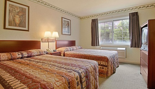Zimmer, 2 Doppelbetten, Raucher