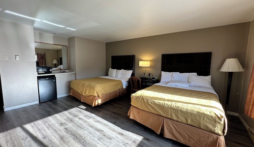 Zimmer, 2 Queen-Betten, Nichtraucher