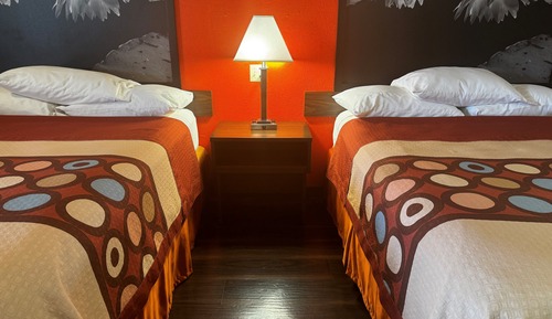 Zimmer, 2 Queen-Betten, barrierefrei, Nichtraucher (Roll-In Shower)