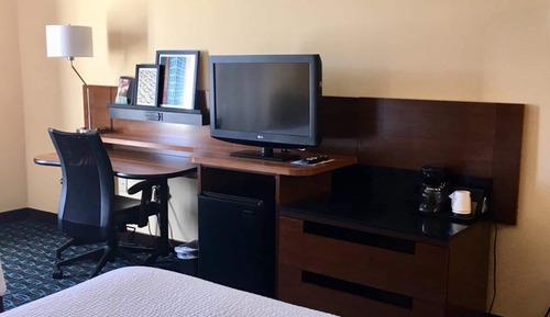 Zimmer, 2 Doppelbetten