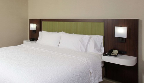 Studiosuite, 1 King-Bett, Flussblick